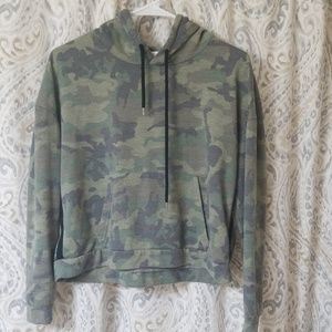 Camouflage Cropped Hoodie